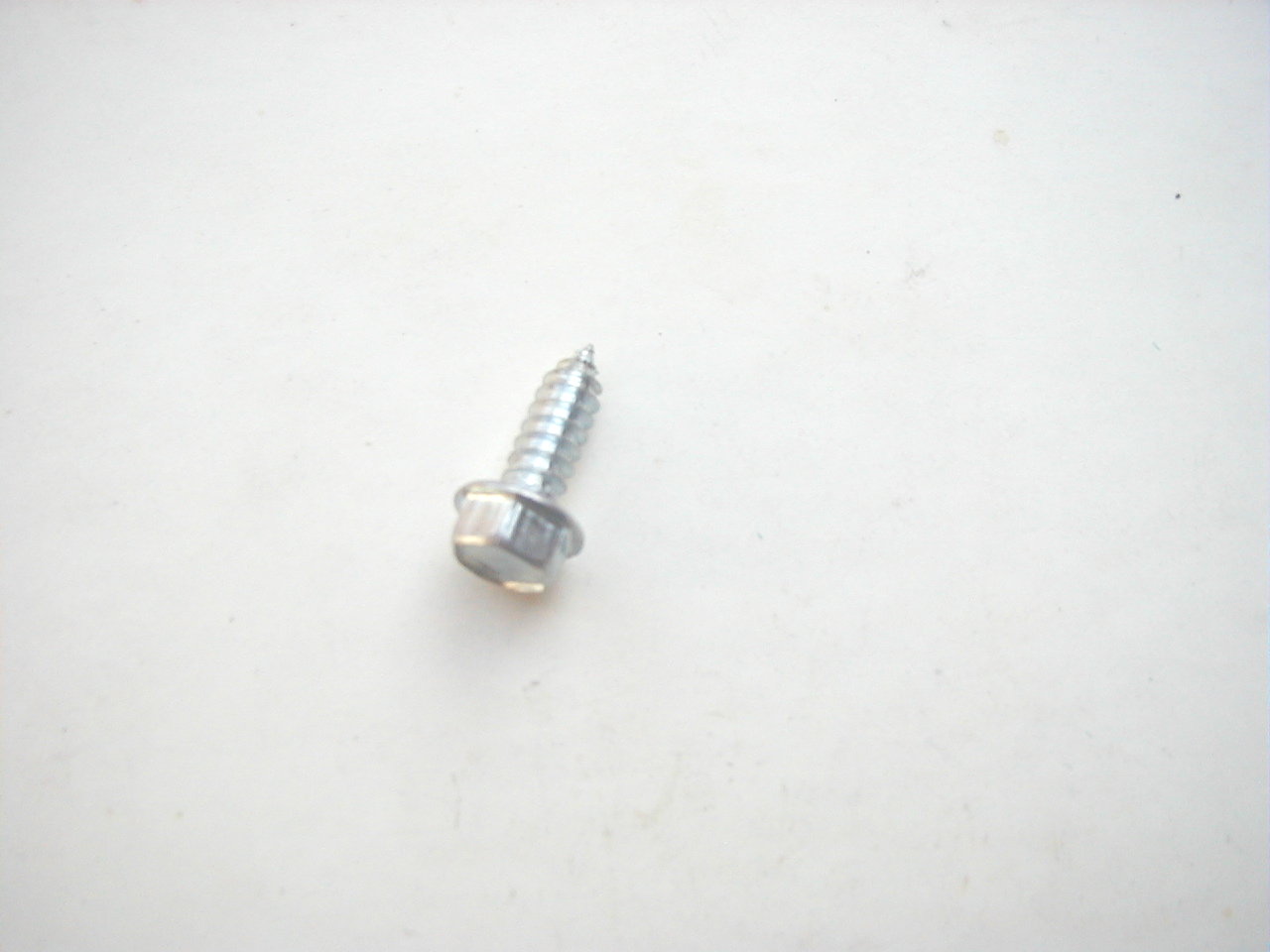 Grille Center Brace Top Screw at Cross Bar, 65-67 - Click Image to Close